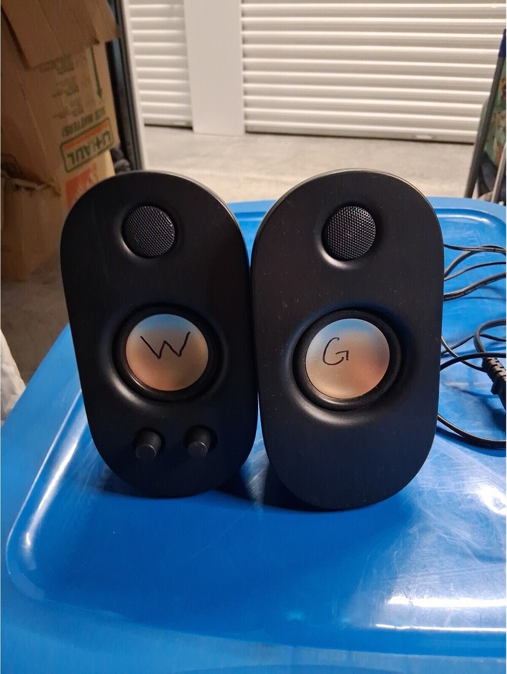onn. 2.0 Channel Wired Computer Speakers Black Oval 3.5mm Jack Model 10009050